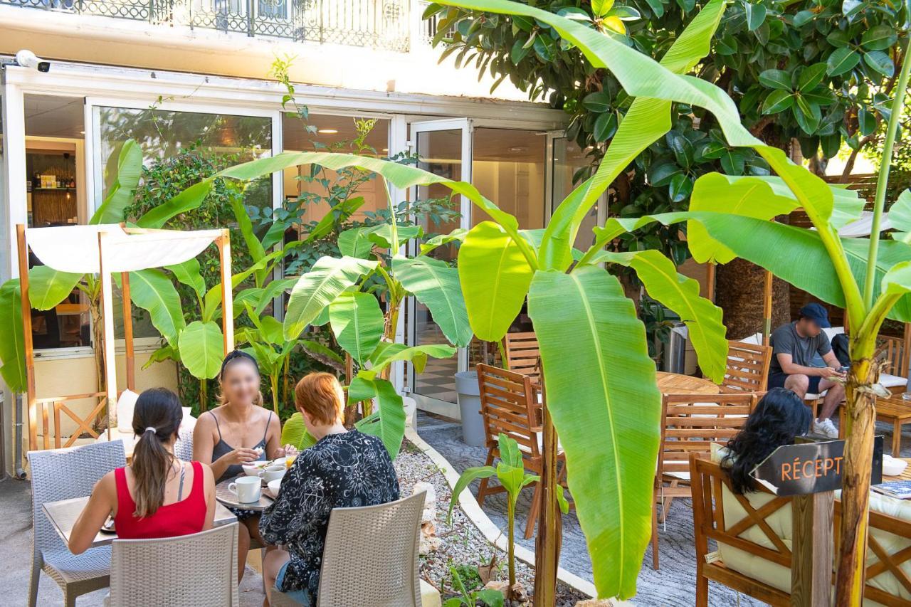 Auberge De Jeunesse Hi Nice Les Camelias Luaran gambar